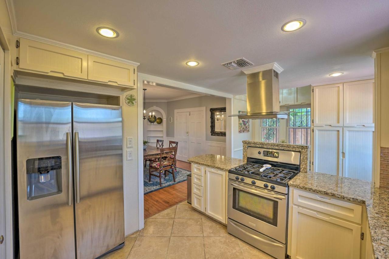 Corpus Christi Home With Pool And Hot Tub Walk To Bay Exterior photo